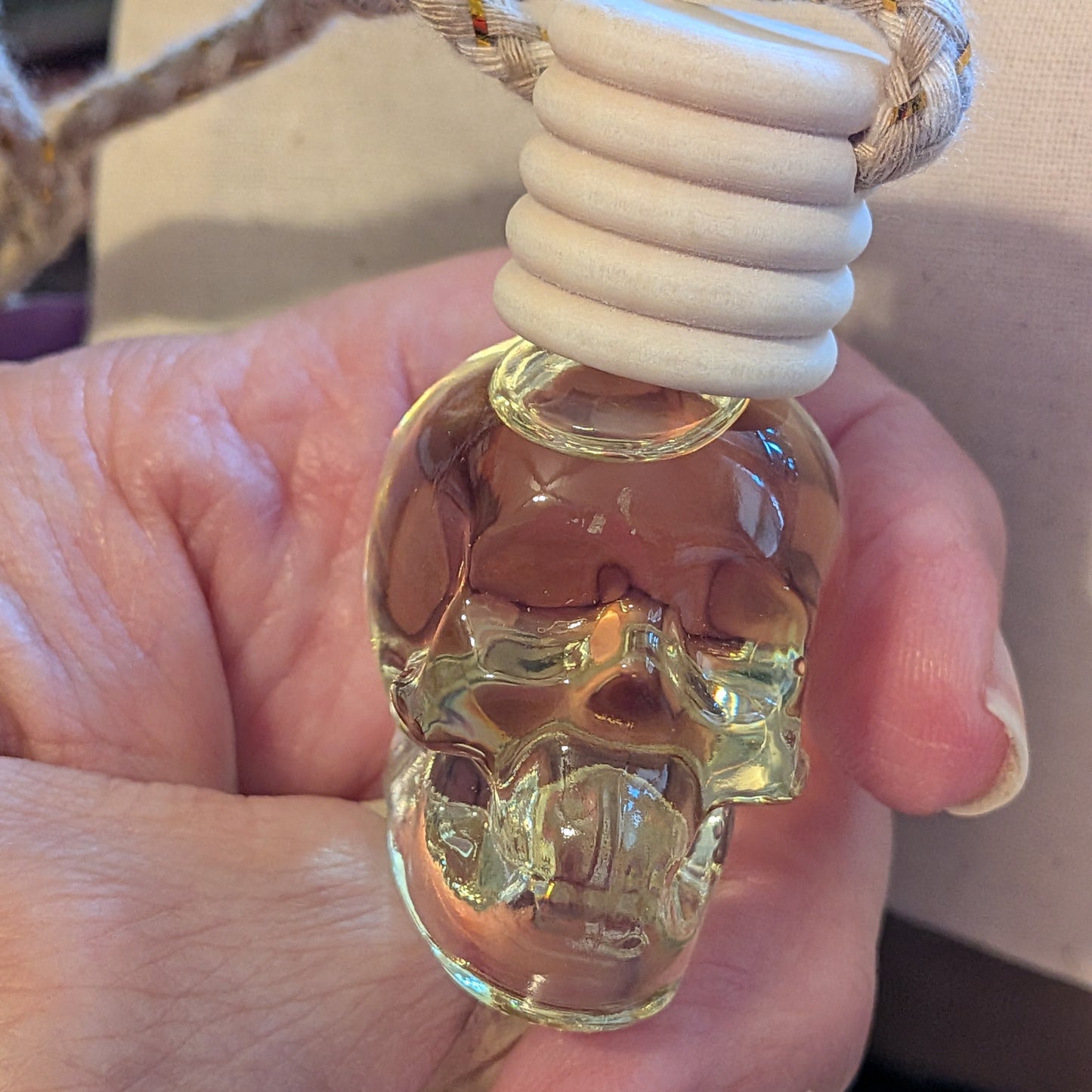 Glass Skull Jar Diffuser
